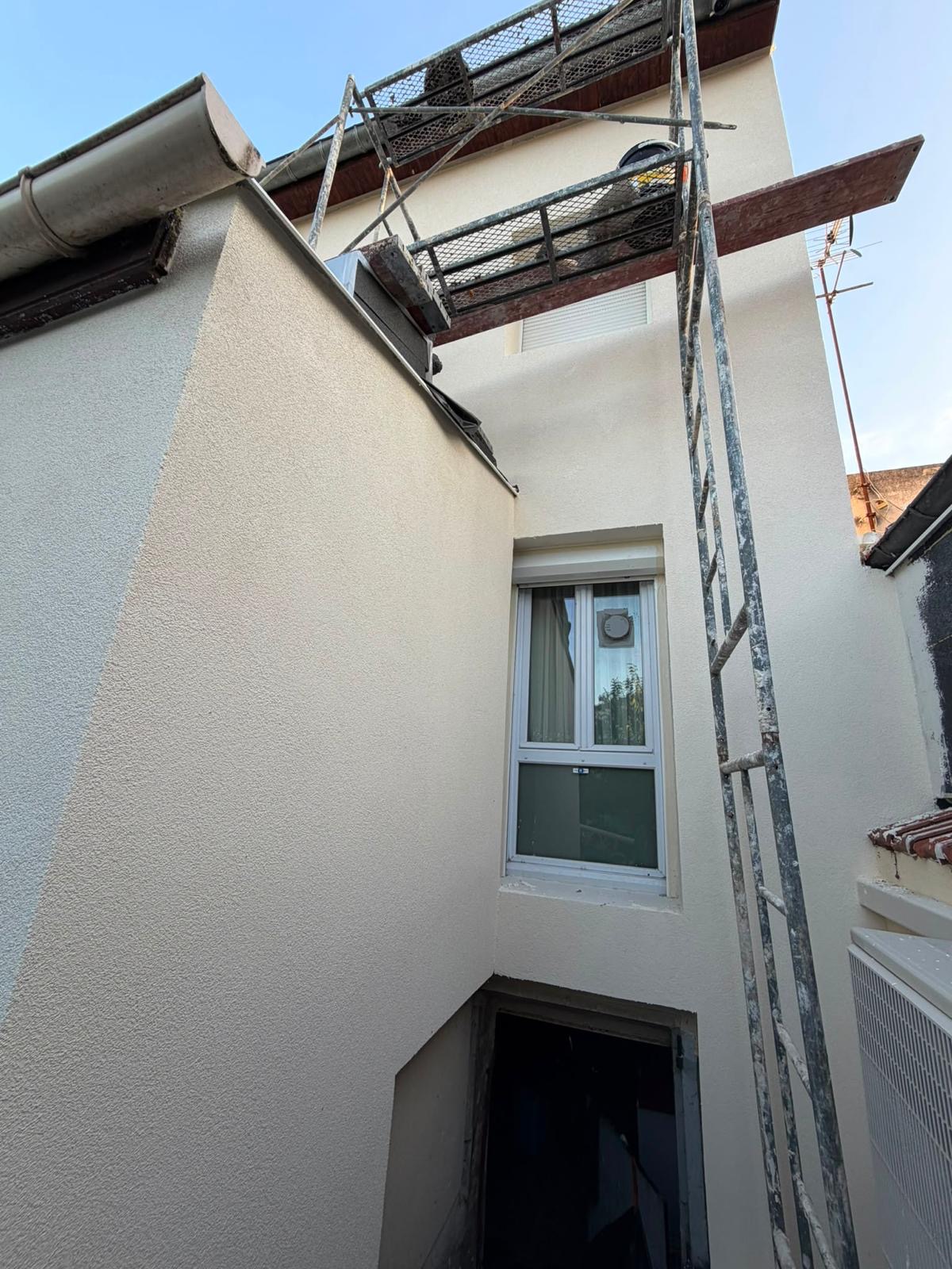 Façade isolée par l'extérieur, finition terminée