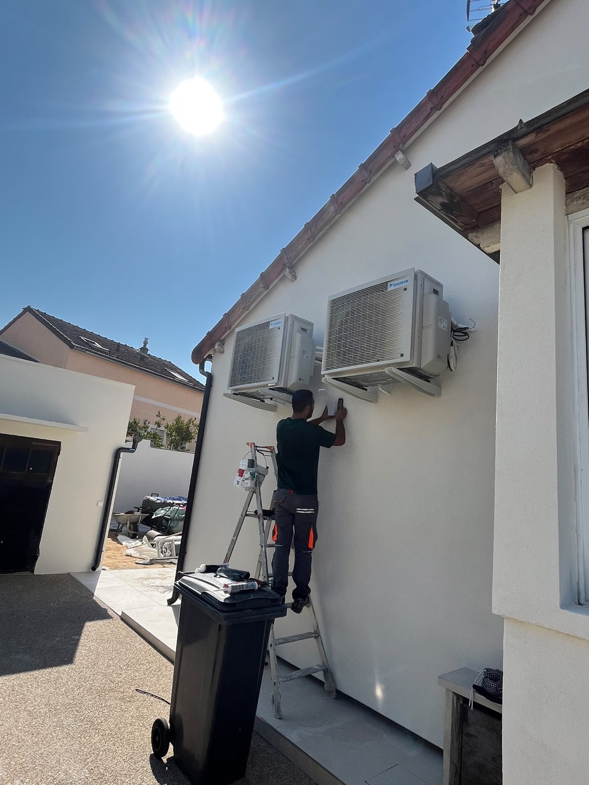 Installation d'une unité extérieure de pompe à chaleur